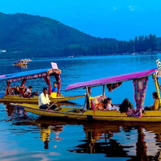 Kashmir-Family-Tour-Package-3-N-4D.jpg